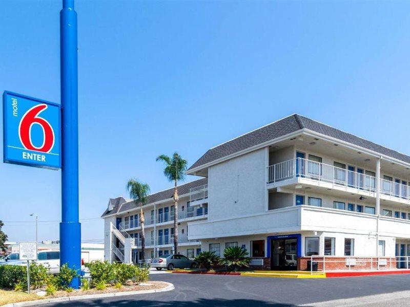 Motel 6-Anaheim, Ca - Fullerton East Екстериор снимка