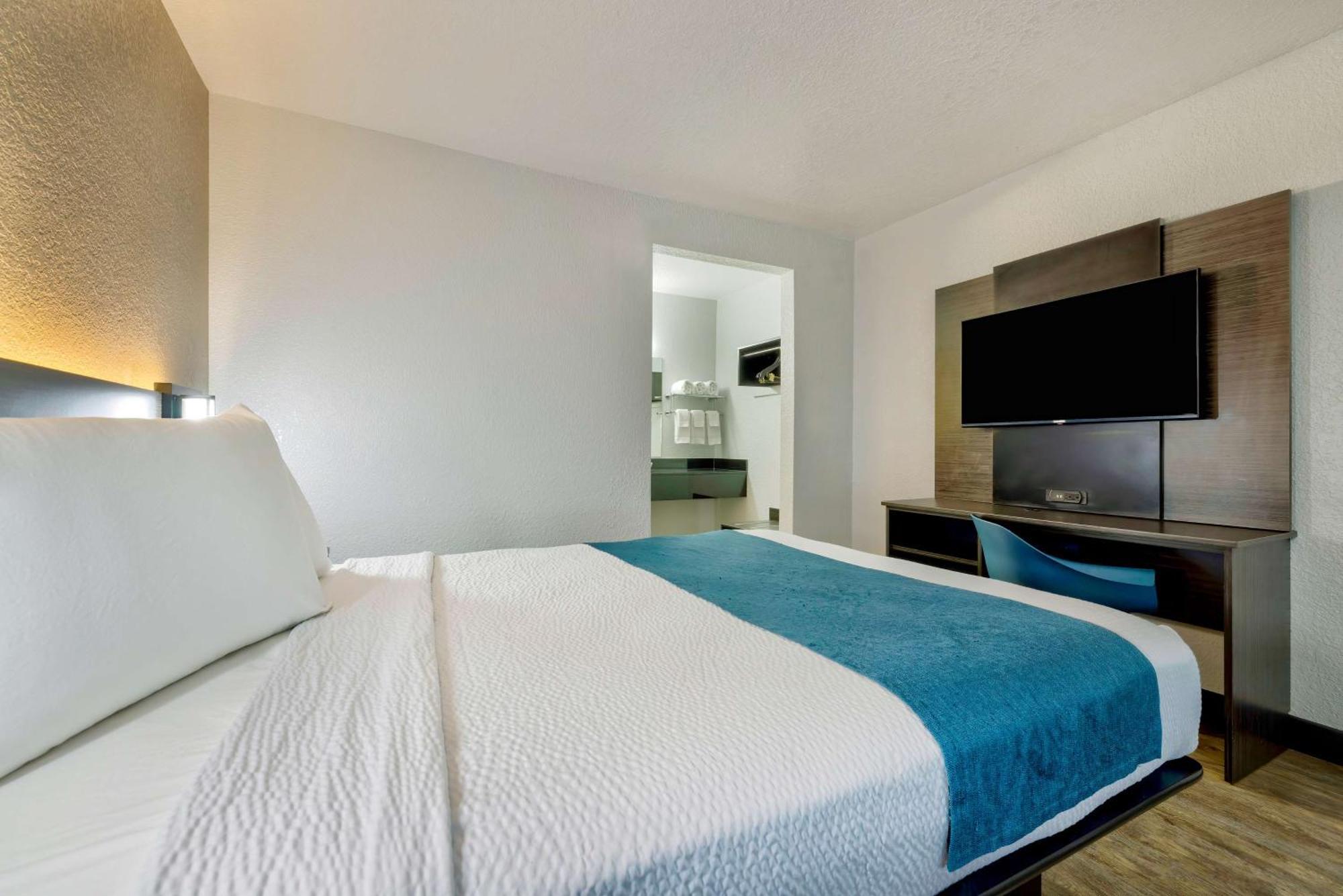 Motel 6-Anaheim, Ca - Fullerton East Екстериор снимка