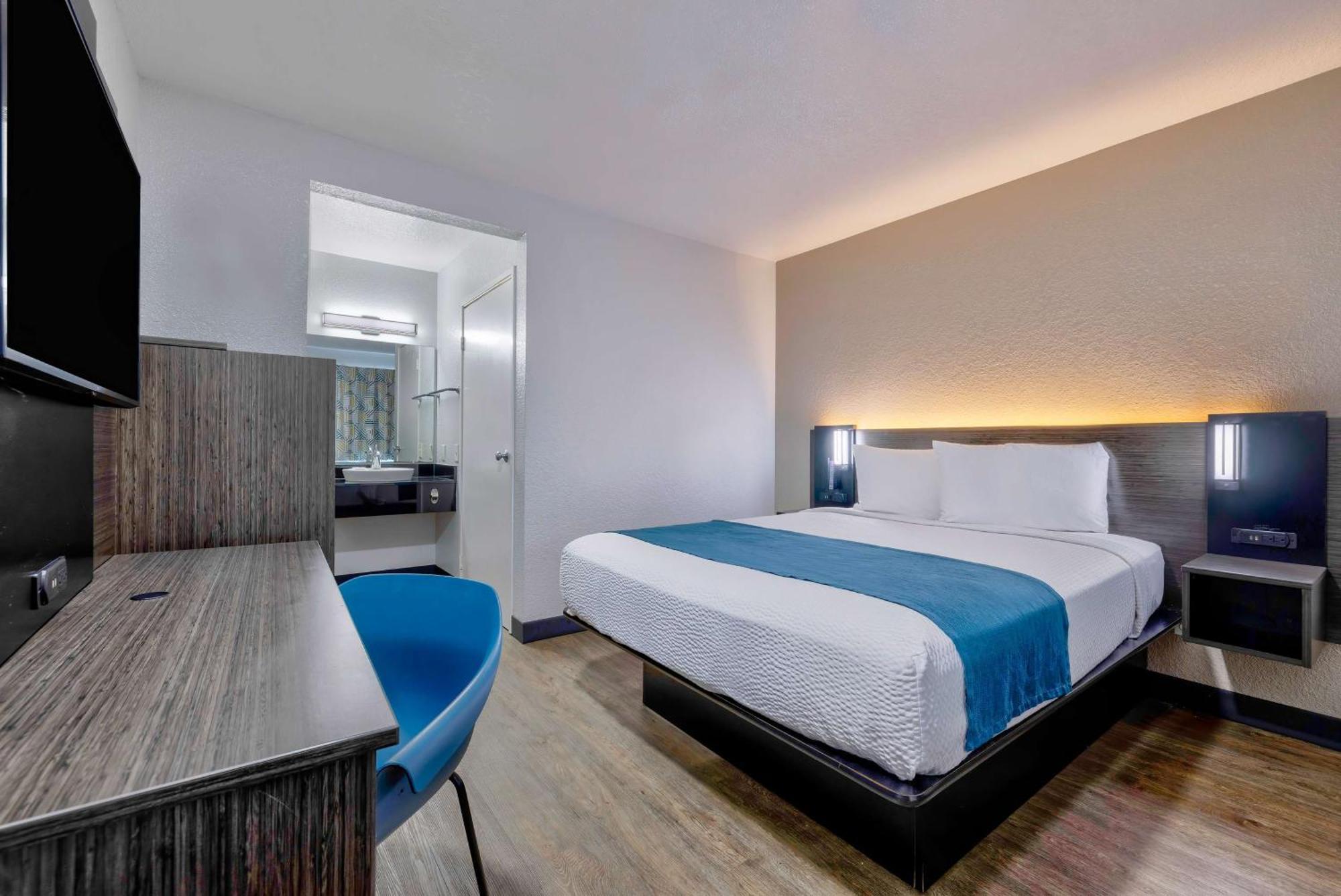 Motel 6-Anaheim, Ca - Fullerton East Екстериор снимка