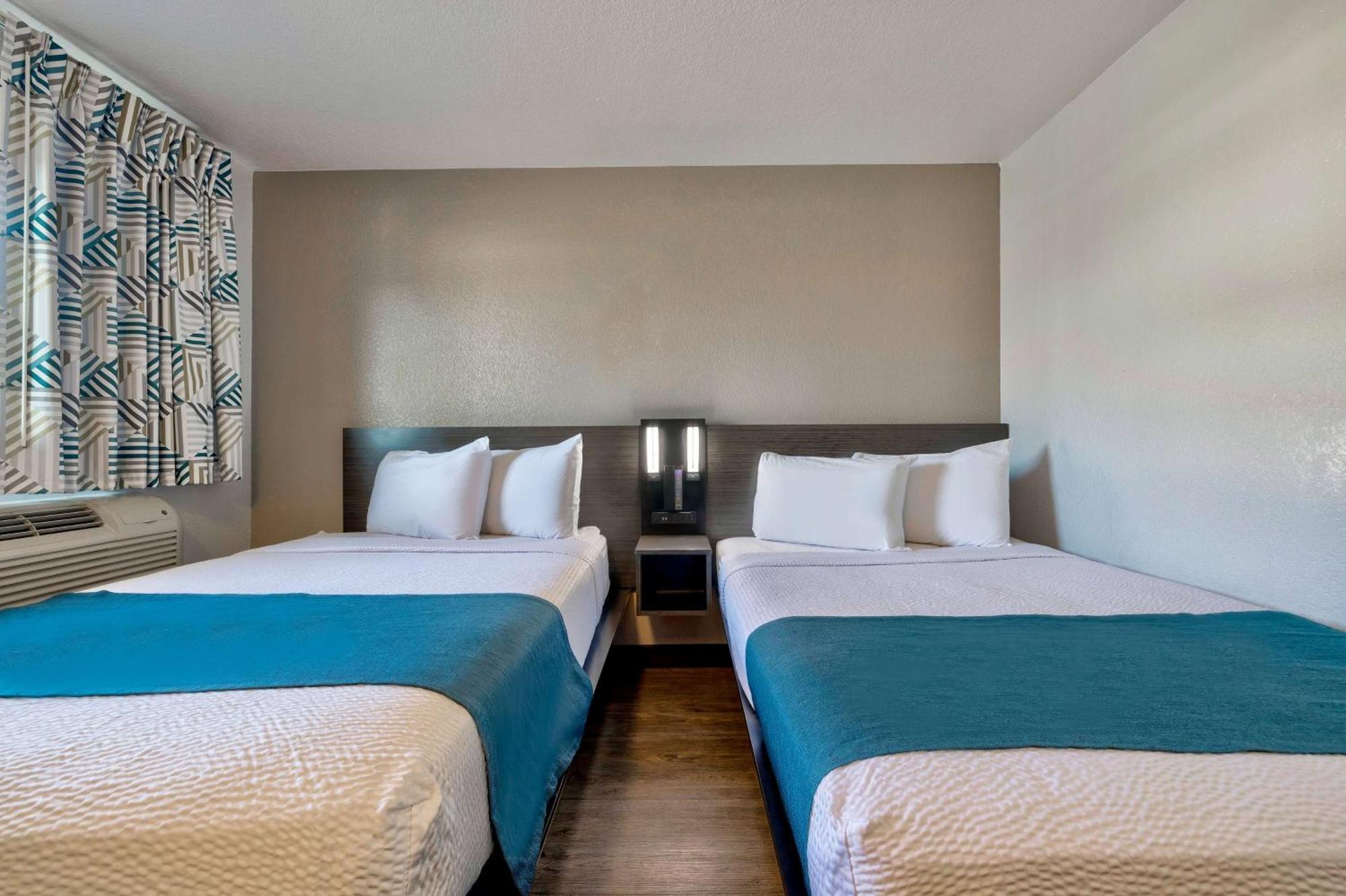 Motel 6-Anaheim, Ca - Fullerton East Екстериор снимка