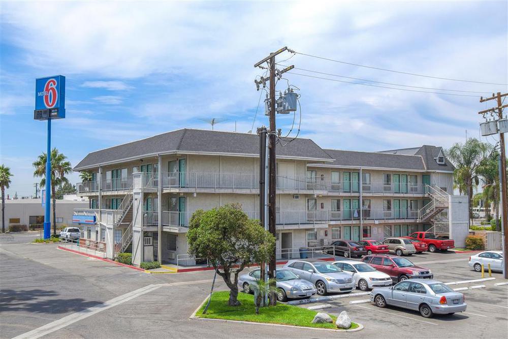Motel 6-Anaheim, Ca - Fullerton East Екстериор снимка